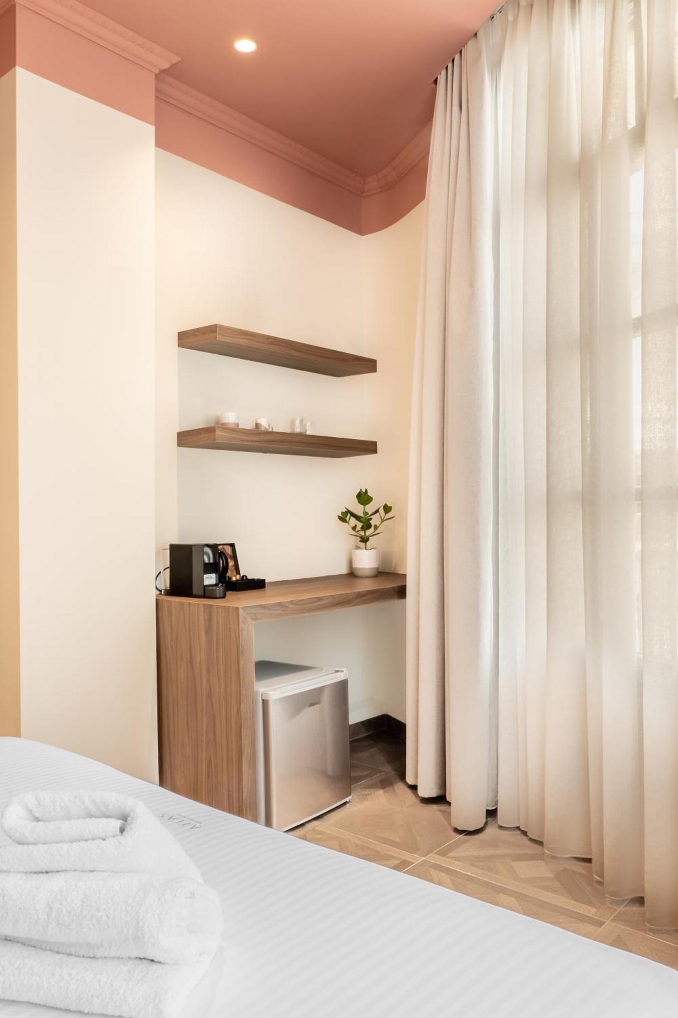 Atlas Boutique Suites Kavála Ngoại thất bức ảnh